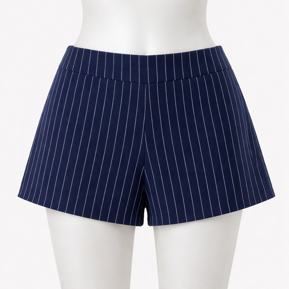 Eclair Navy Blue Pinstripe High Waisted Shorts Size Large‎